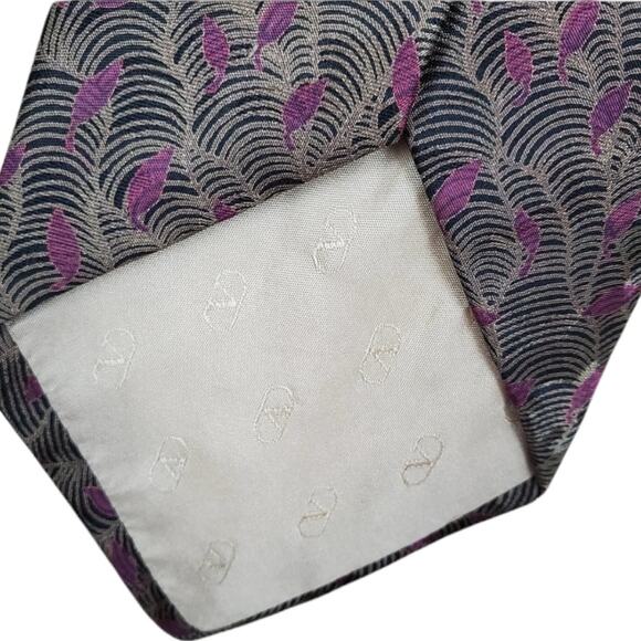 Valentino Silk Tie - Picture 3 of 5